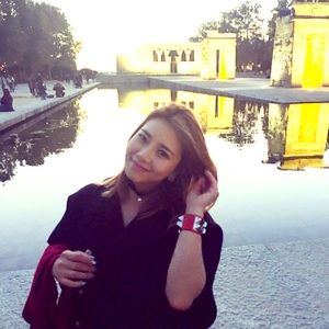 Meet your Posher, Mandy